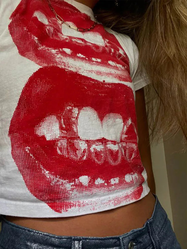 T-shirt Gothic "Smile" - Collection Y2K