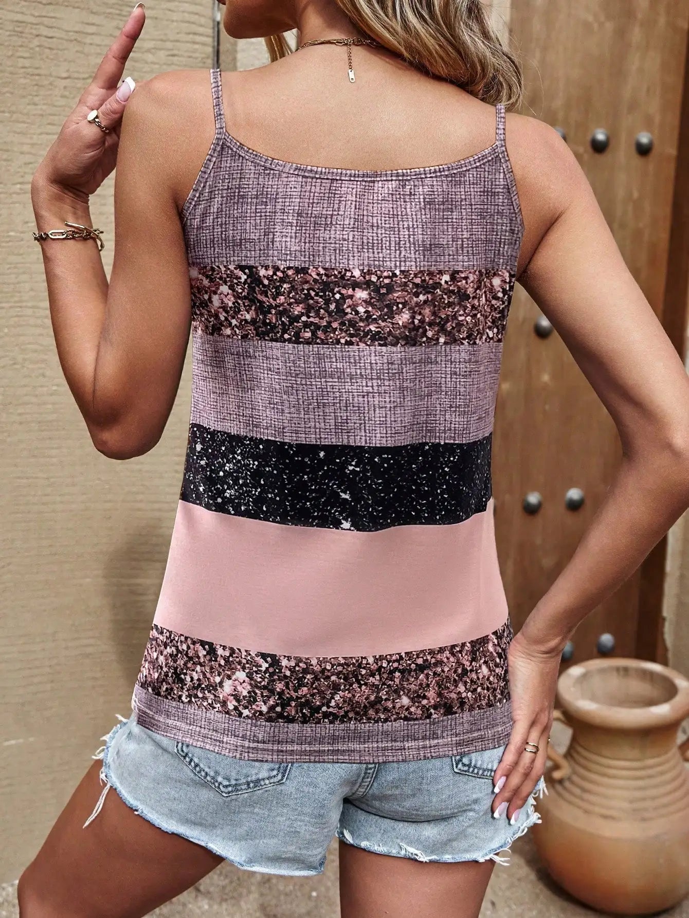 Fashionable and casual women's vest, for daily leisure, home, and vacation
