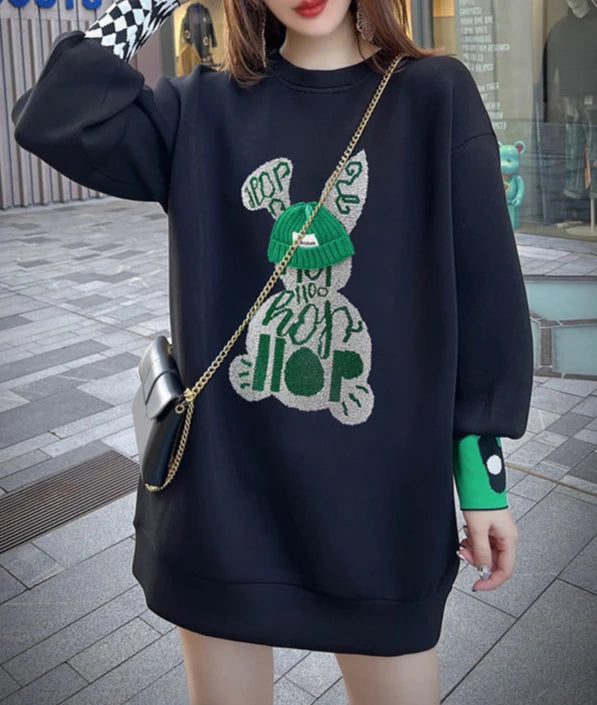 Pull Brodé "Black Graphic" - Style Emo-Korean