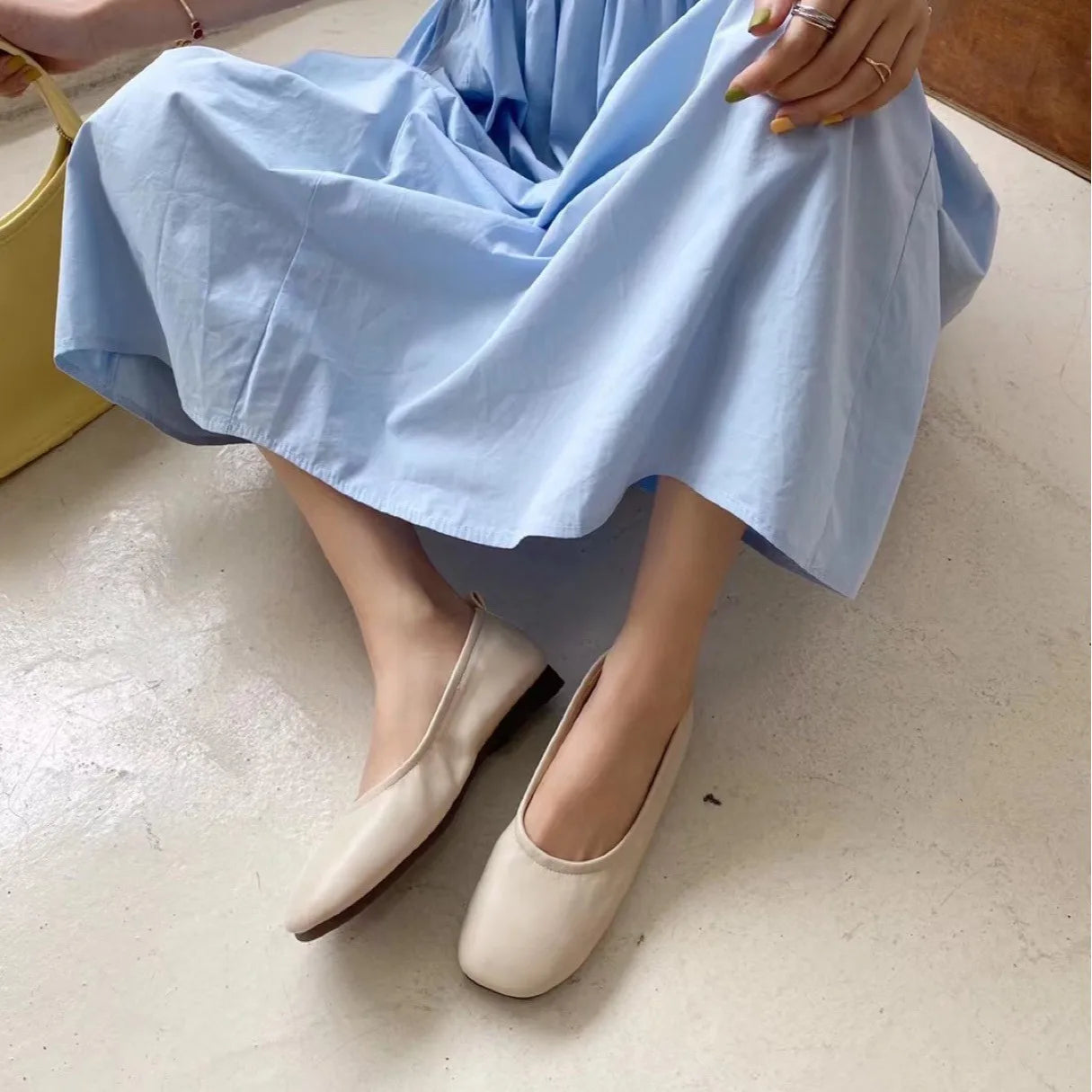 2026 Women Shoes Brand Designer  Ballet Flats Woman Round Toe Japanned Leather Flats Vintage Narrow Band Loafers