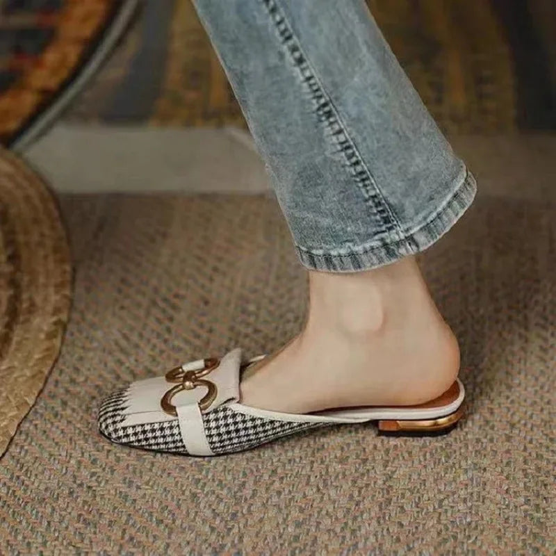 Zapatos Mujer French Vintage Women Sandals Summer 2023 New Elegant Low Heel Shoes Lazy Casual Muller Shoes Designer Women Shoes