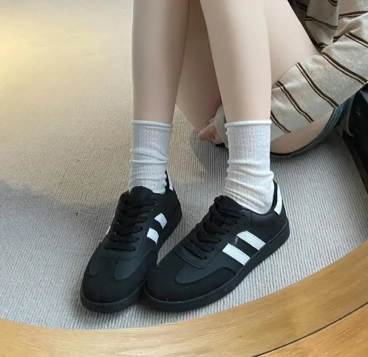 Women Tennis Sneakers Flats Ladies Fashion Lace-up Vulcanized Shoes  Autumn Outdoor Trainers Student Board Shoes Footwear
