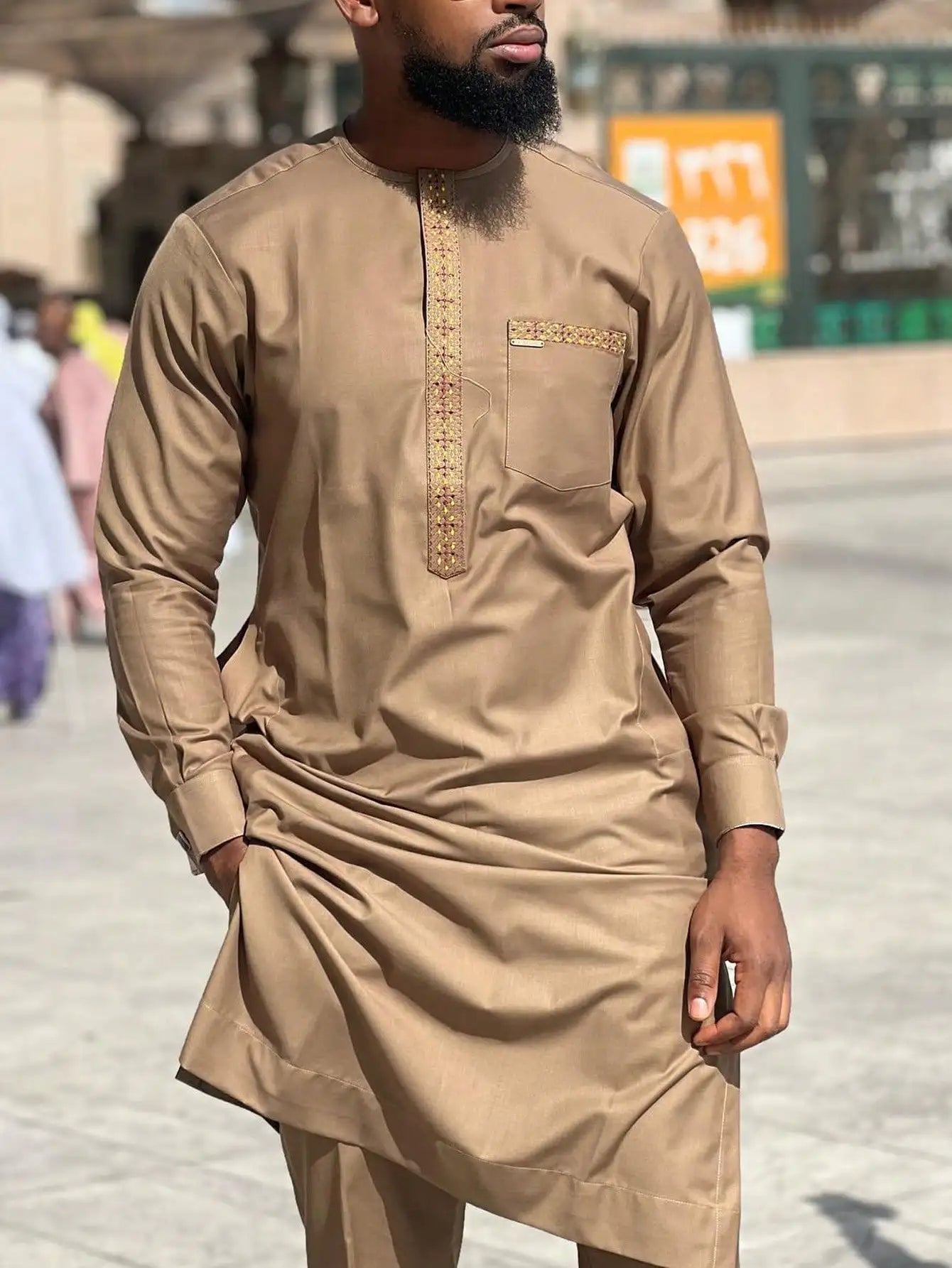 Ensemble Kaftan Africain Brode 2 Pieces