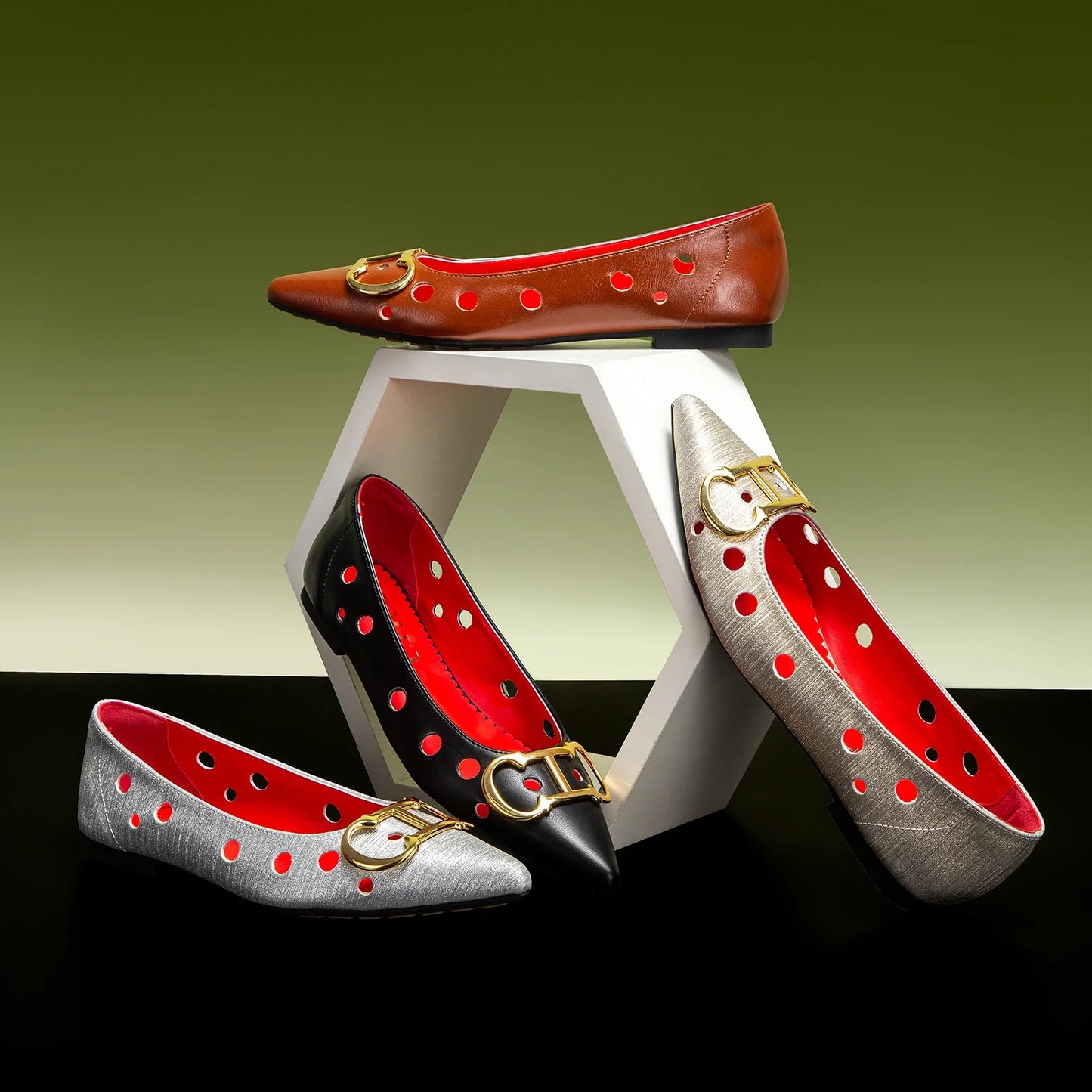 CHCH 2025 Women's Flat Shoes New Punching Design Pointed Woman Shoes Simple Anti slip