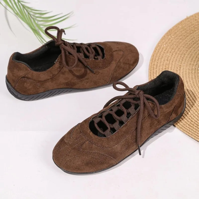 2026 Women Casual Walking Shoes Faux Suede Lace Up Flat Shoes Lightweight Breathable Sneakers Retro Ladies Fashion Trendy New