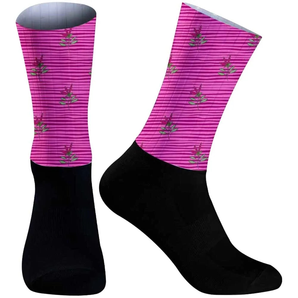 Sport christmas Socks  Outdoor Seamless Sports Cycling Socks New Anti High Slip Quality Breathable Road Bicycle Socks