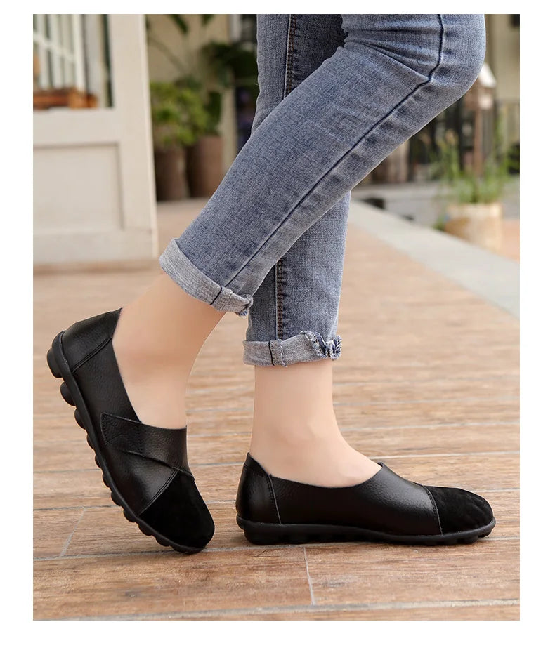 2024 Woman's Flats Shoes Woman Soft Genuine Leather Big Size 35-44 Mocassin Boat Shoes for Women Hook Loop Mocasines De Mujer