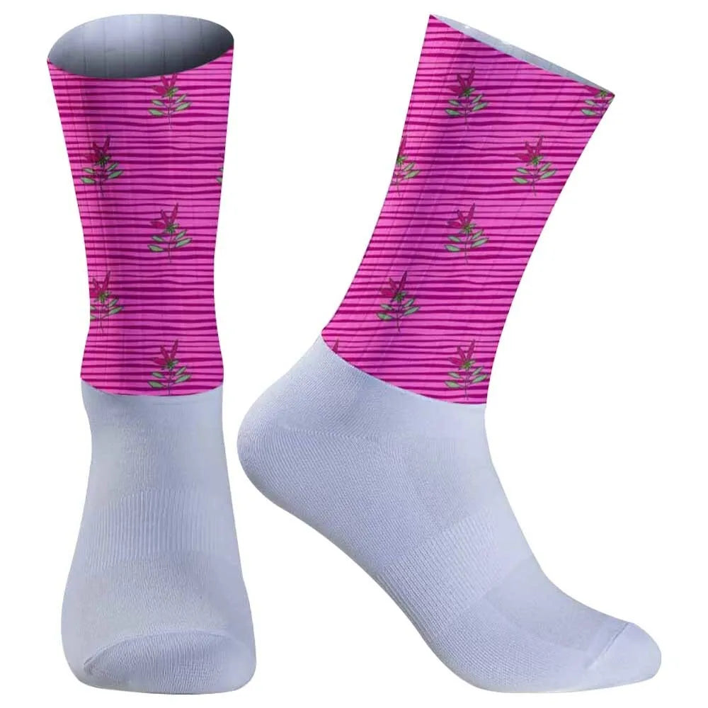 Sport christmas Socks  Outdoor Seamless Sports Cycling Socks New Anti High Slip Quality Breathable Road Bicycle Socks