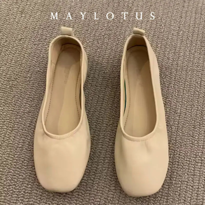 2026 Women Shoes Brand Designer  Ballet Flats Woman Round Toe Japanned Leather Flats Vintage Narrow Band Loafers