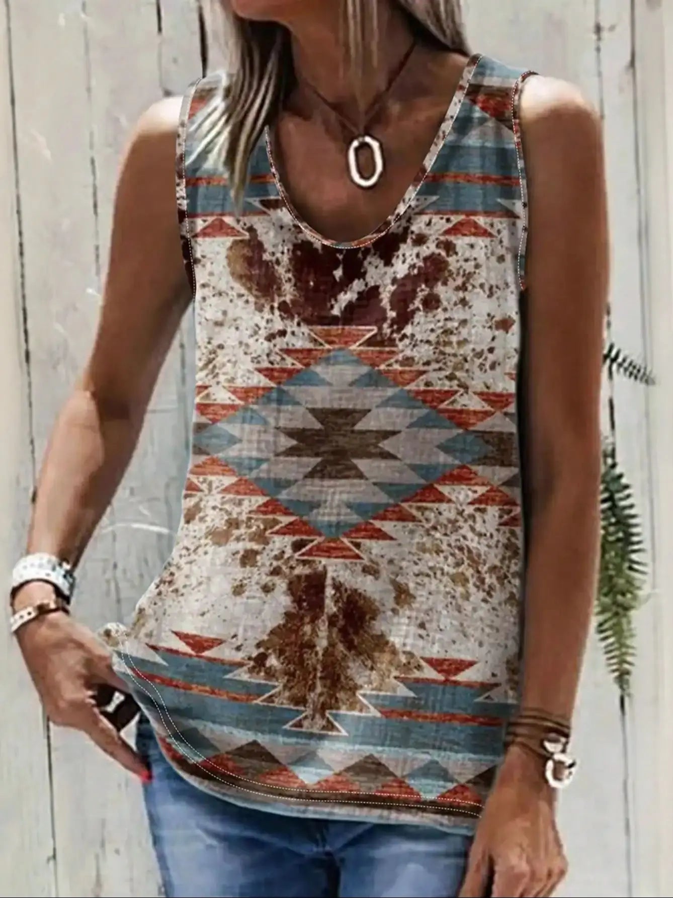 Women's Vest: Western Ethnic Print Casual Sleeveless Top — Women's Retro Loose-Fit Vest