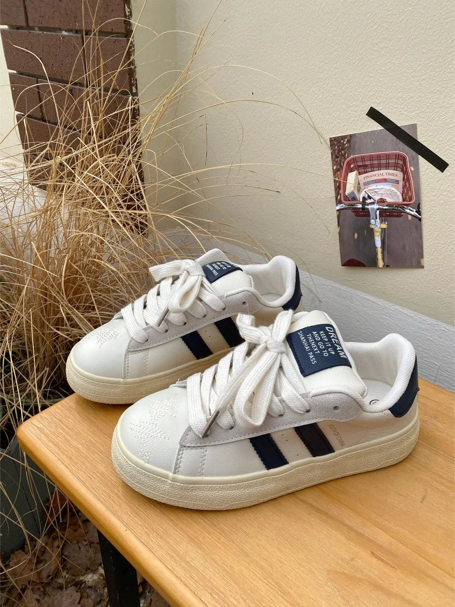 Women's Shoes 2025 Spring New Platforms Sneakers Breathable White Shoes Comfortable Casual Flats Non Slip Vulcanized Shoes