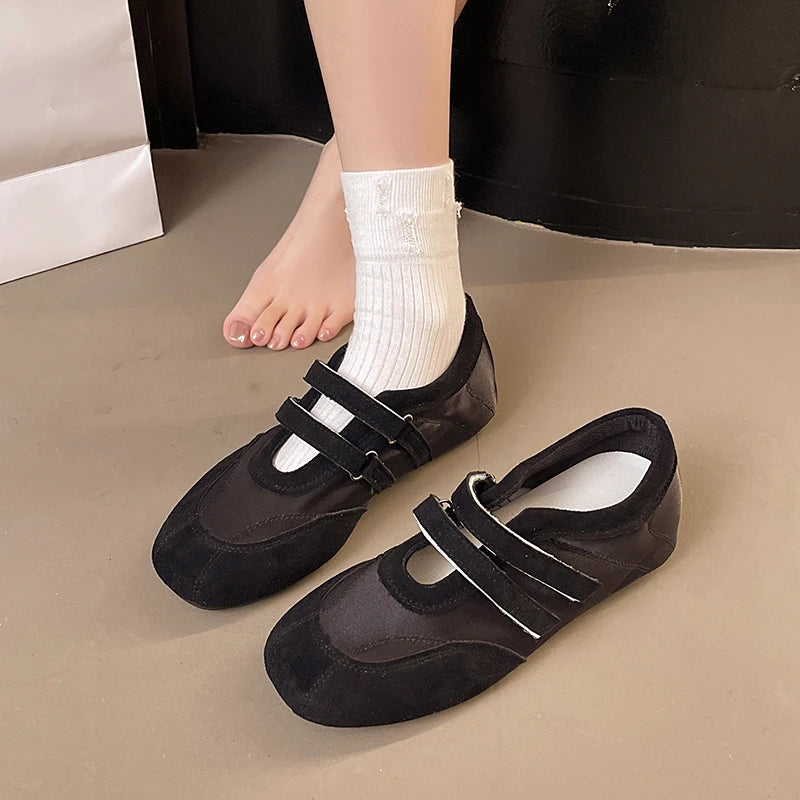 Women's Sneakers Flats Running Sport Shoes Designer Spring Casual Shoes 2025 Fashion New Trend Walking Comfort Femme Chaussures