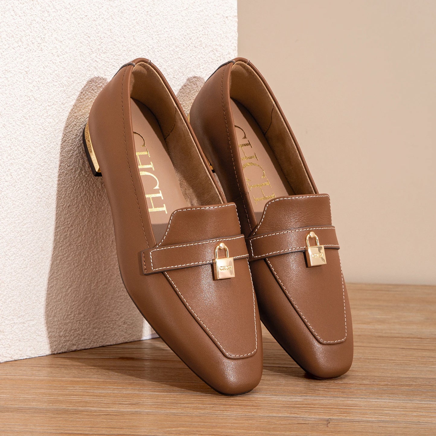 CHCH Women's Flat Shoes 2025 Autumn New Comfortable Cow Leather Black Business Commuter Women's Shoes