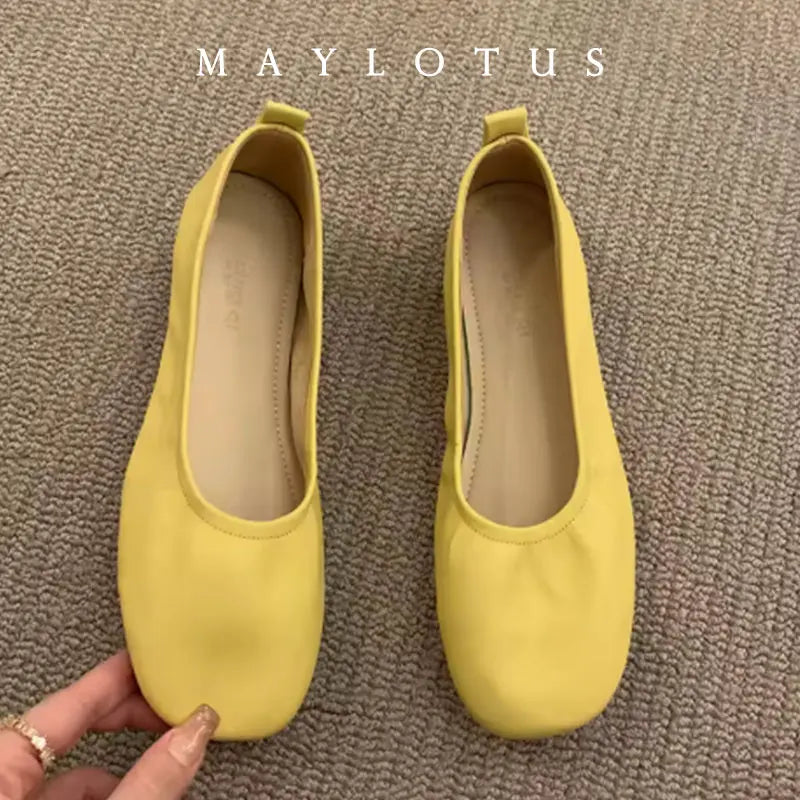 2026 Women Shoes Brand Designer  Ballet Flats Woman Round Toe Japanned Leather Flats Vintage Narrow Band Loafers