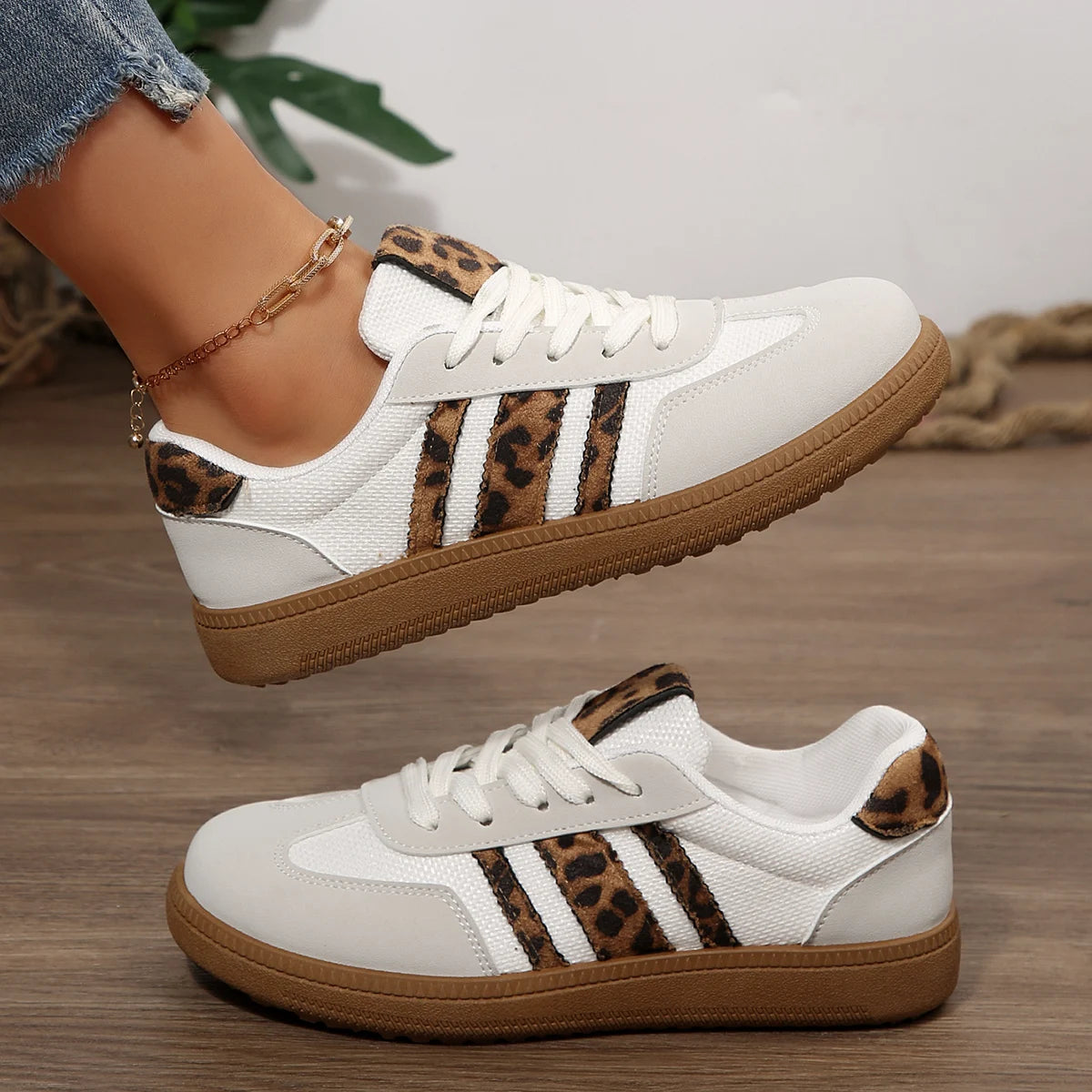 Women Sneakers 2025 New Fashion Luxury Designer Comfortable Shoes for Women Brand Classical Outdoor Casual Sneakers Women
