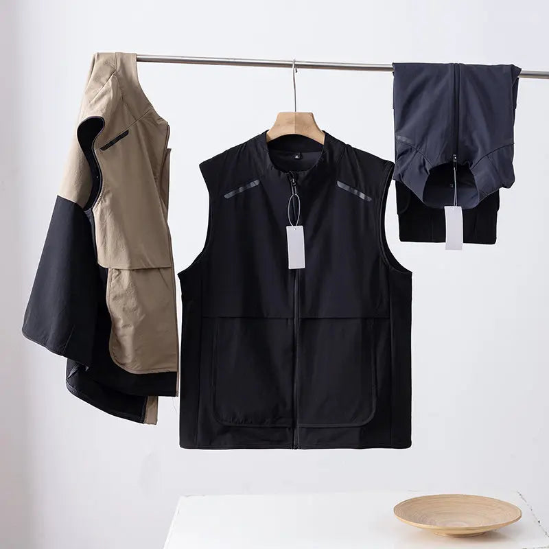 Vest, Rock Climbing, Hiking, Camping, Fishing, Outdoor Mountaineering, Traveling, Outing, Driving, Sports, Teenagers, Trend.Vest
